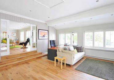 Natural and Cheap Hardwood Cleaning Solution